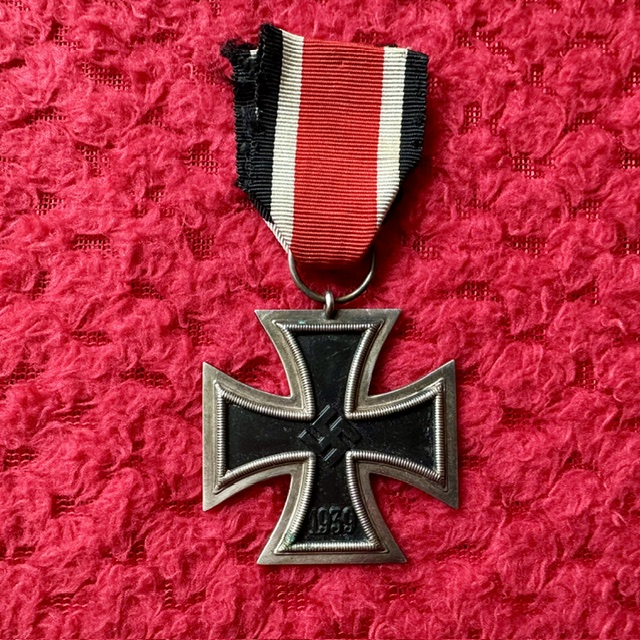 WW2 Iron Cross 3.jpeg_23171